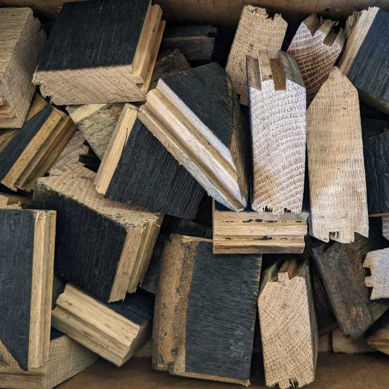 Devil’s Cut – Bourbon Barrel Wood Smoking Chunks